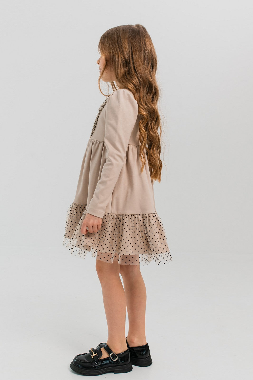 Rochie Radeyah,bej